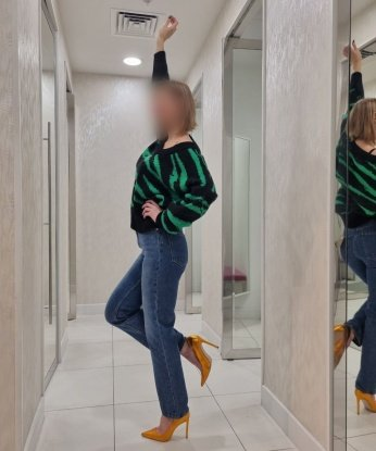 У меня есть все, чтобы сделать твое время особенным и незабываемым. Мои услуги включают релаксирующий массаж, доминирование, ролевые игры и многое другое. У меня есть множество возможностей, чтобы удовлетворить твои самые глубокие фантазии. Я гарантирую тебе полное удовлетворение и незабываемый опыт. Мои фото настоящие и отзывы положительные, так что ты можешь быть уверен в качестве моих услуг. Жду твоего звонка, чтобы провести незабываемое время вместе. 💋😉 3021, 30 лет